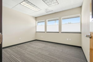 17 web or mls 1220 Liberty St NE