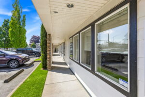 2 web or mls 1220 Liberty St NE