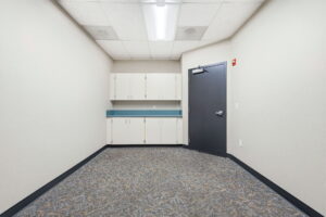 24 web or mls 1220 Liberty St NE