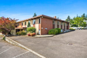 3 web or mls 1730 commercial st se 3