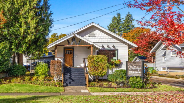 2 web or mls 765 liberty st se 2