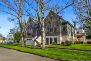 26 web or mls 820 Jefferson St NE