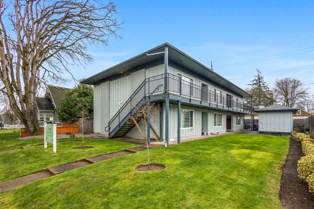 30 web or mls Apt Photos