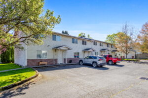 26 web or mls Warren St S