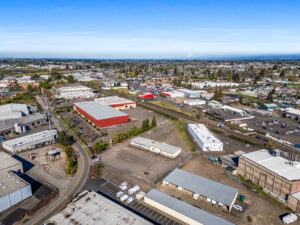 3 web or mls 3010 Industrial Way NE