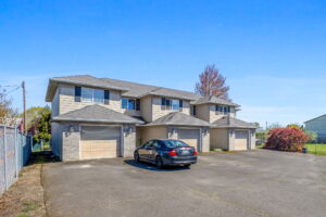 9 web or mls Warren St S