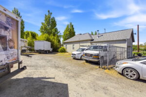 6 web or mls 1994 Commercial St NE