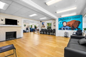 27 web or mls 1800 State St27
