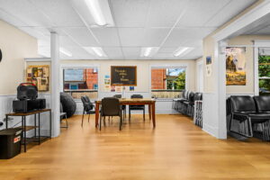 30 web or mls 1800 State St30