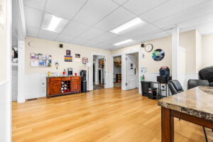31 web or mls 1800 State St31