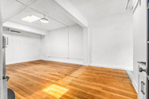 12 print 920 Commercial St SE11