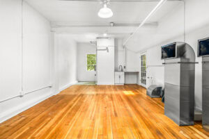 15 print 920 Commercial St SE14