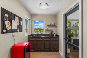 16 web or mls 630 Mary Ave16