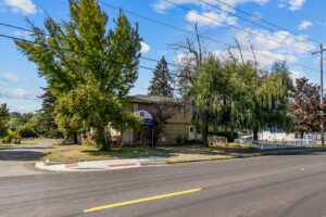 1 web or mls 1901 Front St NE1