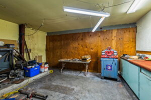 16 web or mls 1010 SW A Ave18