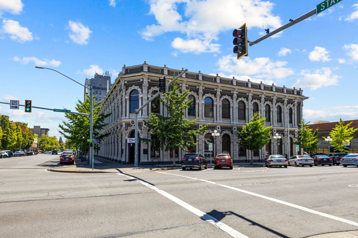 2 web or mls 302 State ST