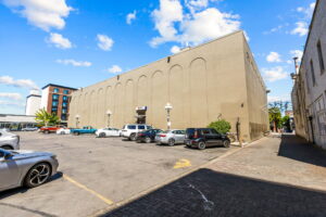 5 web or mls 302 State ST