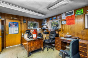 6 web or mls 1010 SW A Ave6