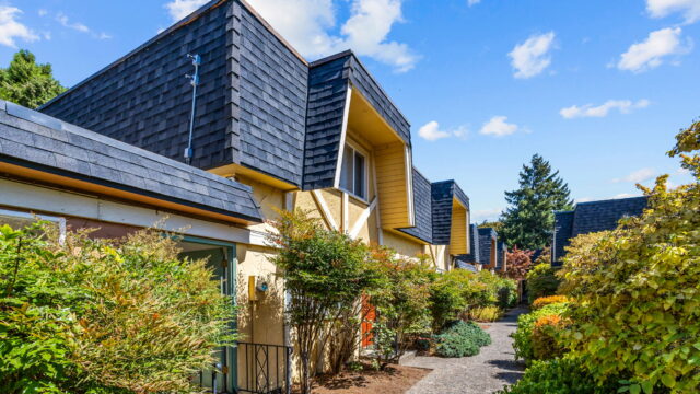 6 web or mls 540 Polk ST
