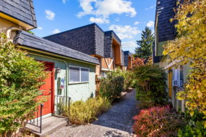 8 web or mls 540 Polk ST