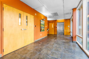 4 web or mls 471 High ST SE4